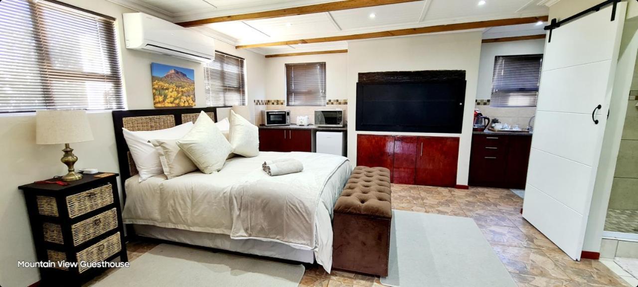 Mountain View Guesthouse Vanrhynsdorp Extérieur photo
