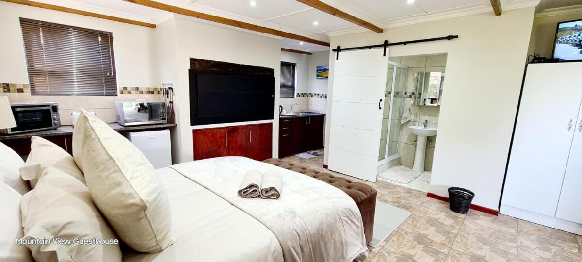 Mountain View Guesthouse Vanrhynsdorp Extérieur photo